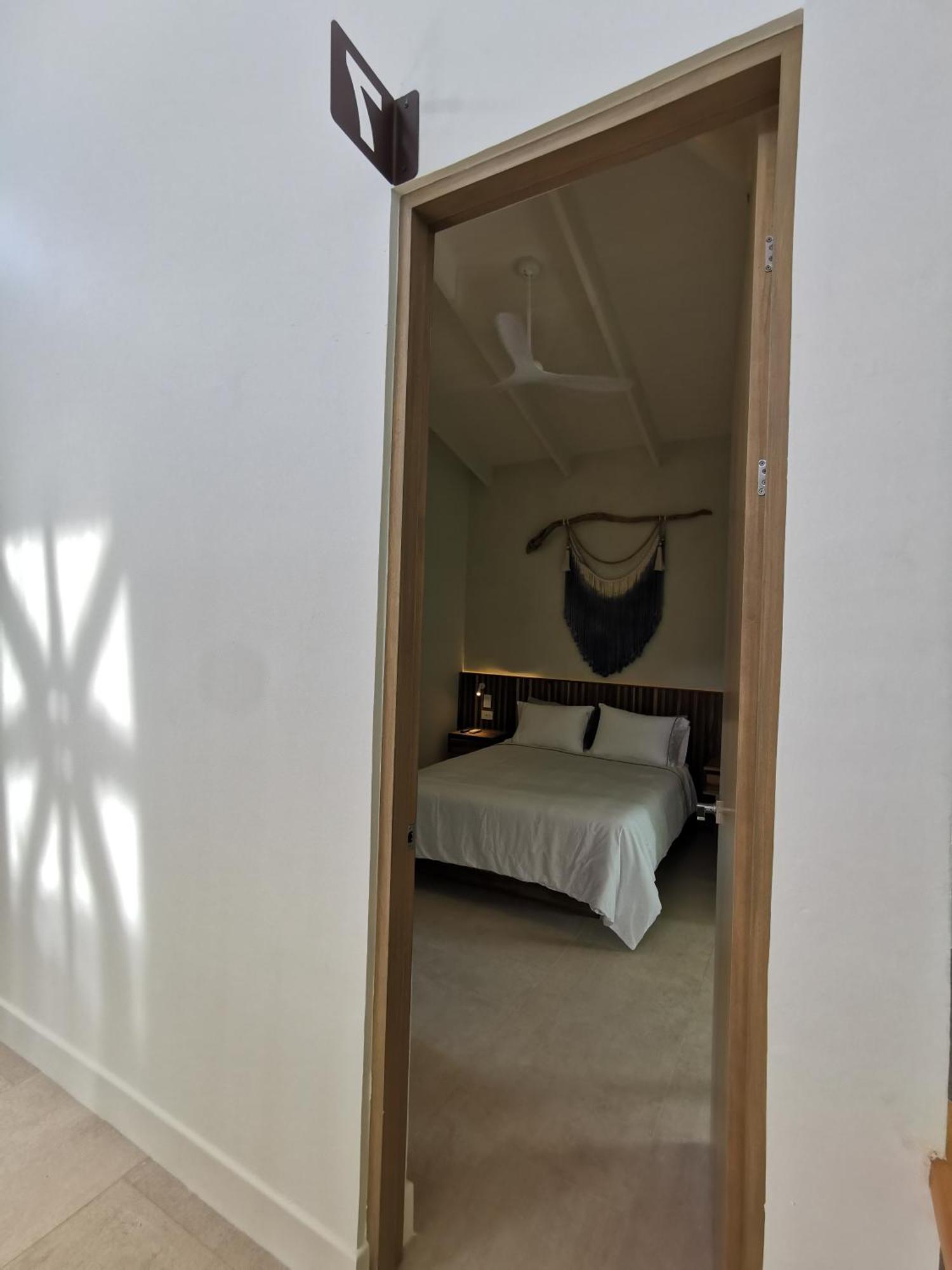 Casa Luna - Private Suites With Ocean View, Pool, Ac, Wifi Playa Santa Teresa  Экстерьер фото