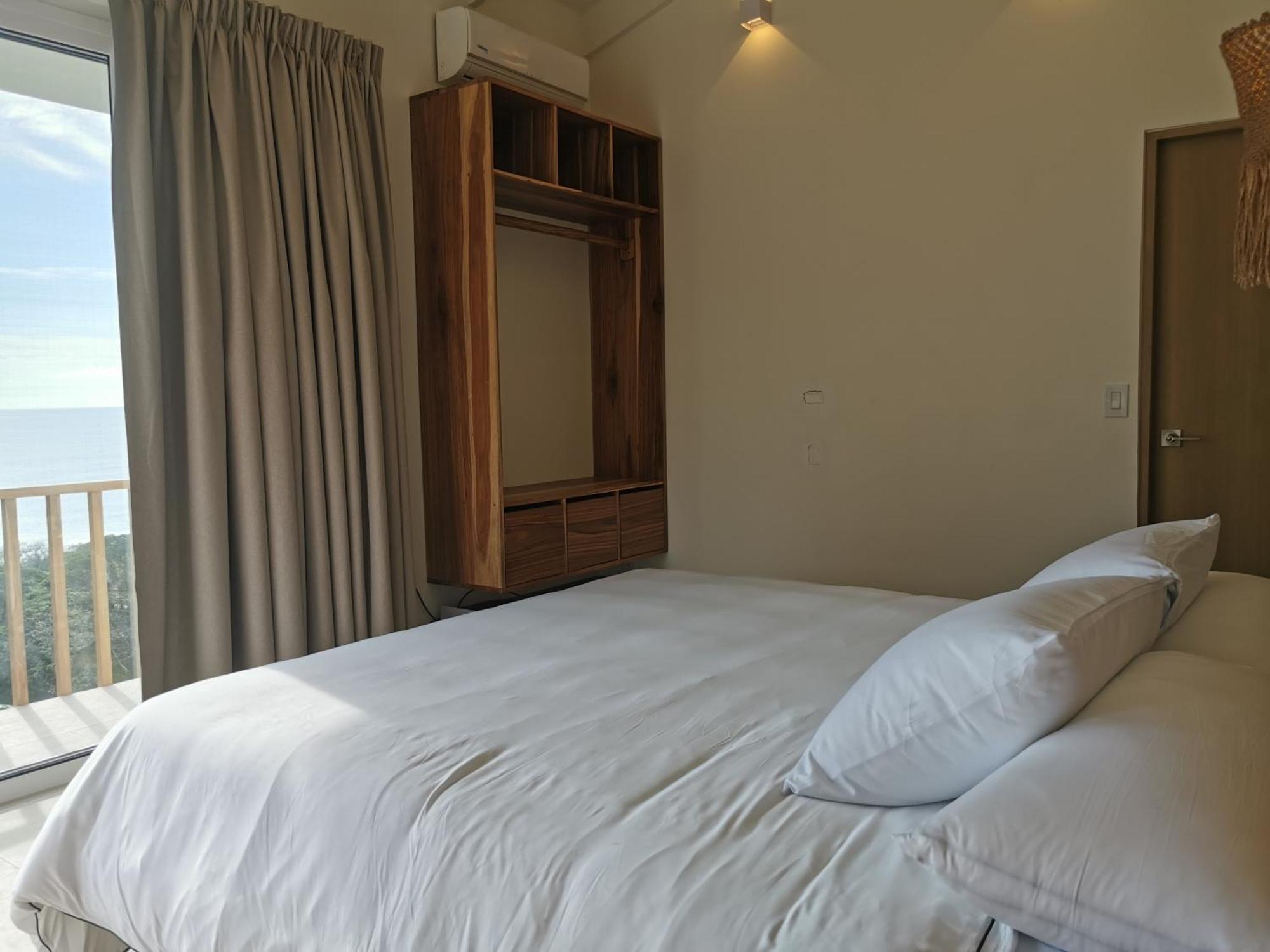 Casa Luna - Private Suites With Ocean View, Pool, Ac, Wifi Playa Santa Teresa  Экстерьер фото